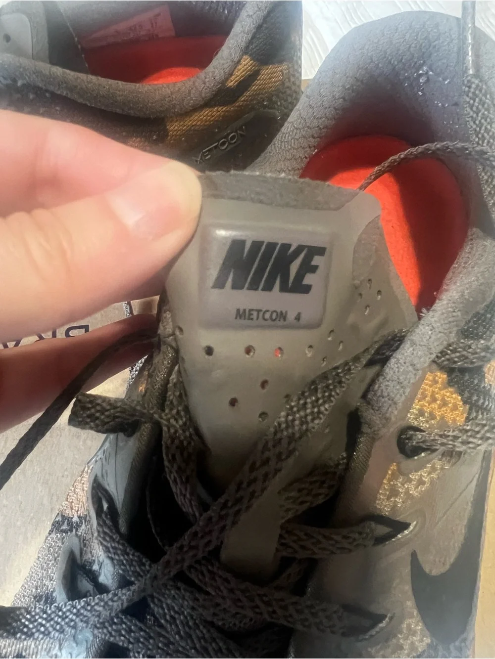 Nike Metcon camouflage Men’s Black and Brown/Gold Training Sneakers